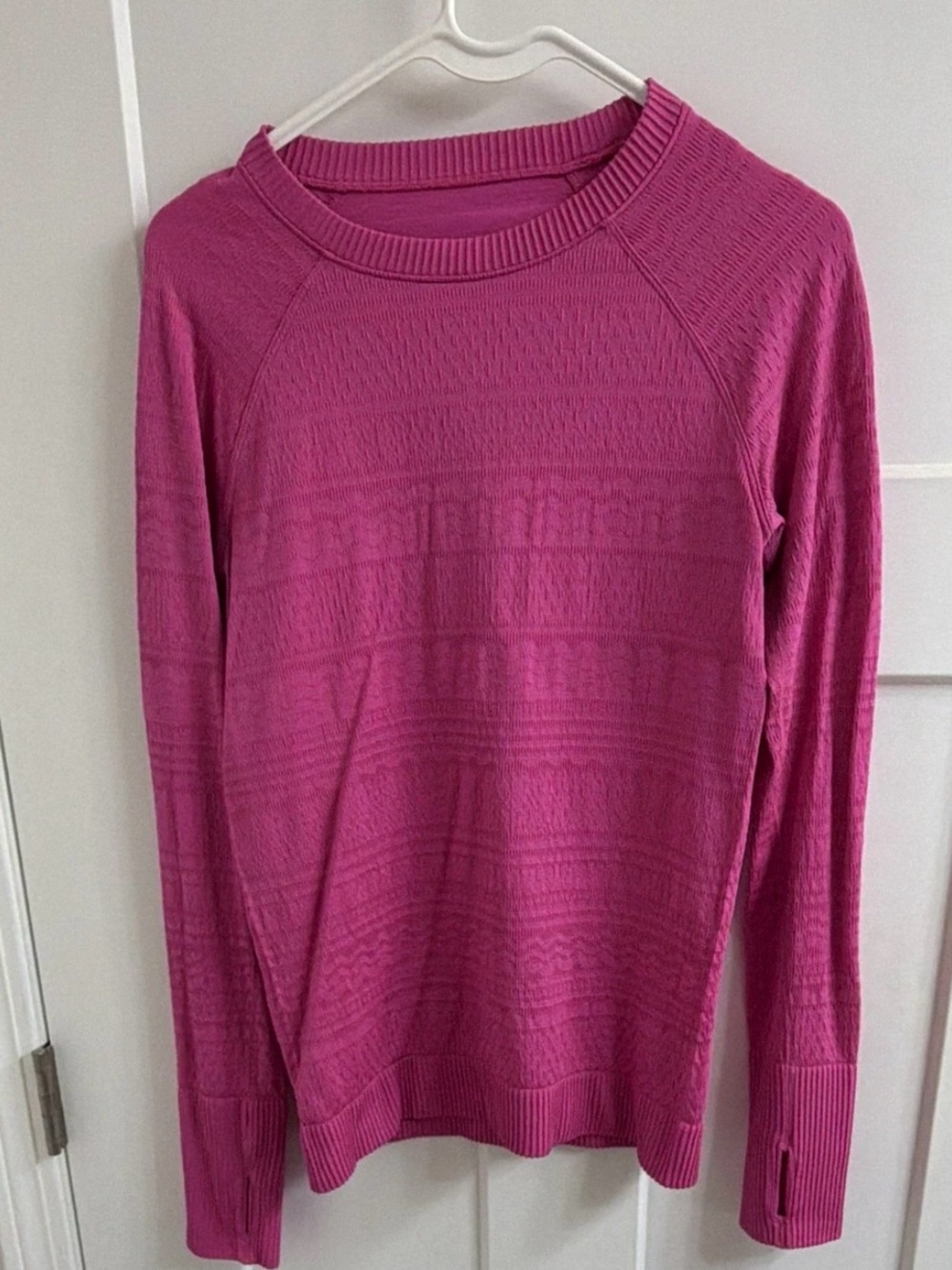 Lululemon Rest Less Pullover- 8 , textured print, bright fuchsia